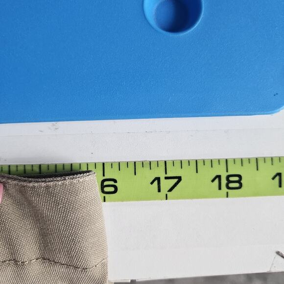 Nike Womens Bermuda Golf Shorts Size 4 Zip Pockets Zig Zag Stitch Dri Fit Classy - Picture 11 of 13